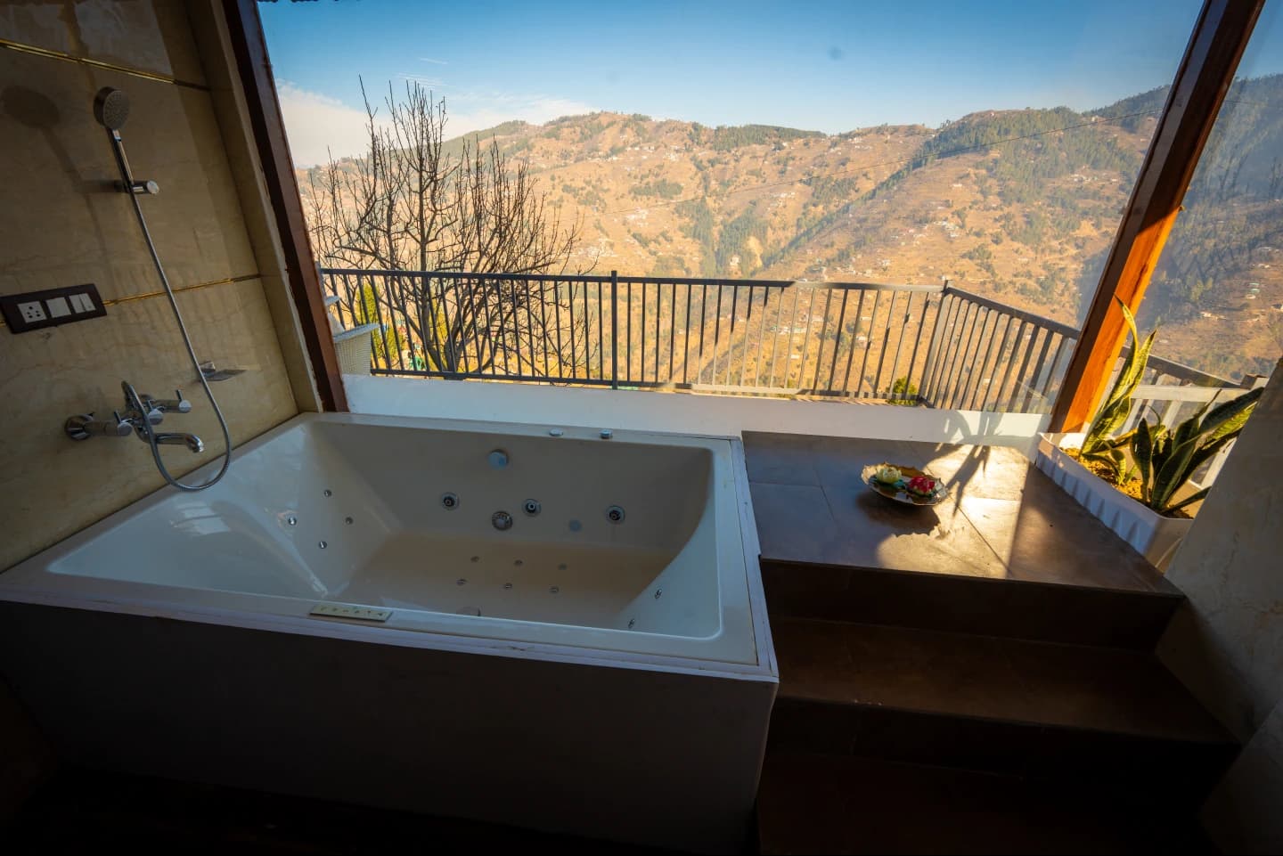 Jacuzzi & Spa